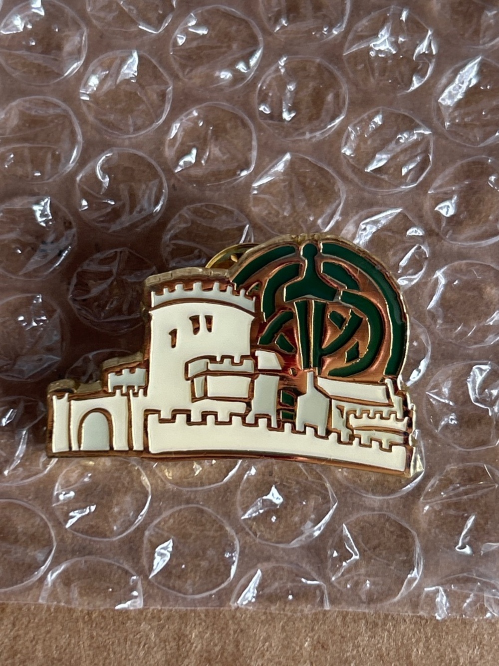 Loungefly Brave Merida Castle Disney Princess Pin